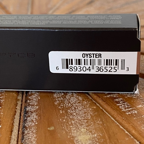 NWT Anastasia Beverly Hills Liquid Glow Highlighter in Oyster 0.68 oz - Picture 9 of 11